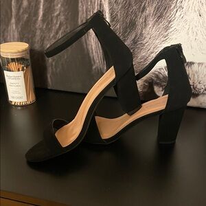 TOP Moda Black Ankle Strap Heels